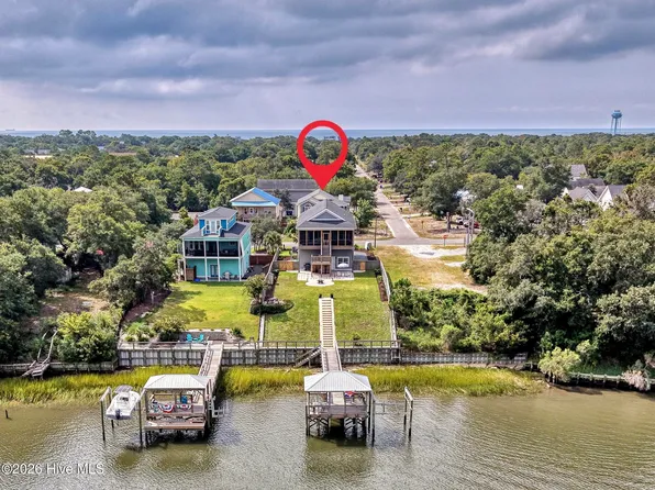 602 E Yacht Drive, Oak Island, NC 28465