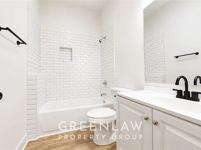 1226 Byewood Ln — Photo 12