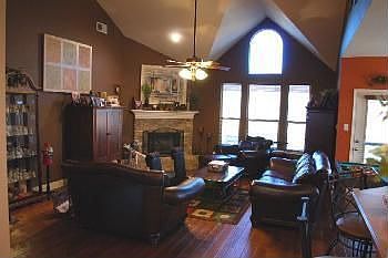 4th image of 1406 Park Pl