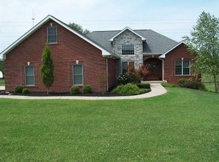 1015 Forrest Hill Dr, Lawrenceburg, KY 40342