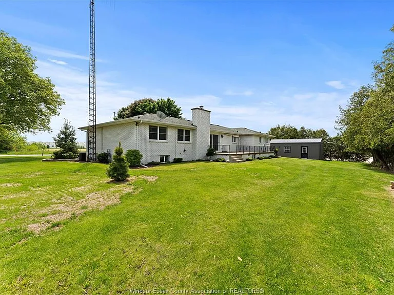 1502 Road 4 E — Photo 32
