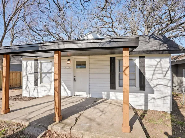 709 E Gandy St, Denison, TX 75021
