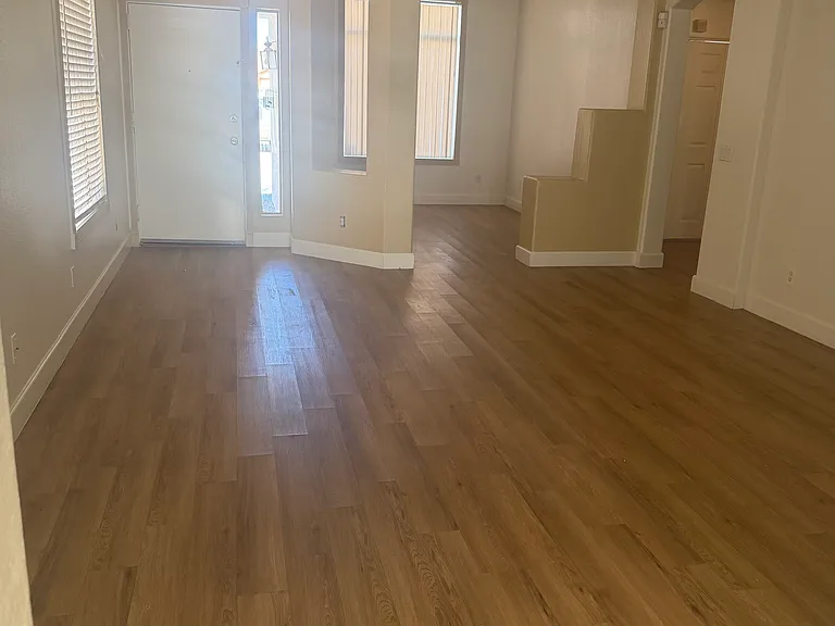 8817 W Palm Ln — Photo 4