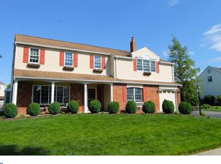 22 Windham Dr, Langhorne, PA 19047