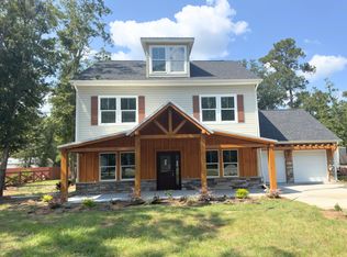 438 Locust St, Walterboro, SC 29488