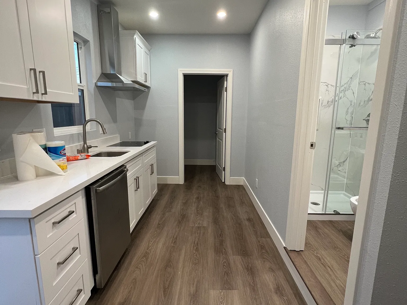 2 bed, 750 sqft, $2,000 — Photo 3