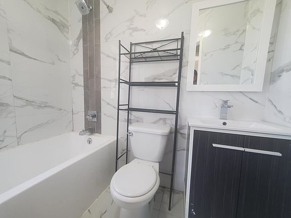 5th image of 205 Monticello Ave #15A