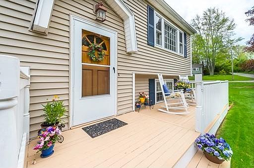 2nd image of 17 Newhall Ln