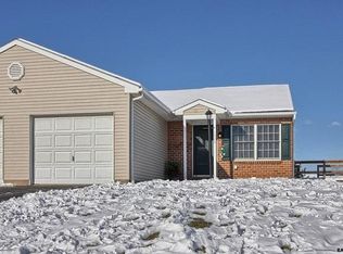 1925 Wyatt Cir, Dover, PA 17315