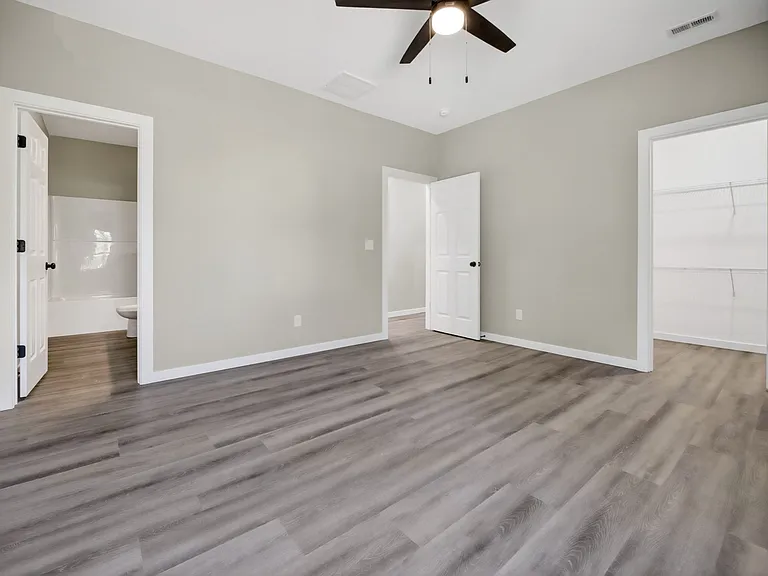 43 Whitley Ln — Photo 16