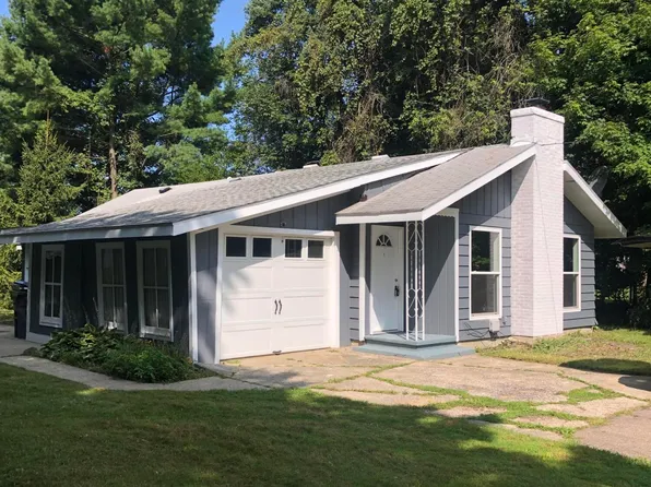 8922 County Road 689, South Haven, MI 49090