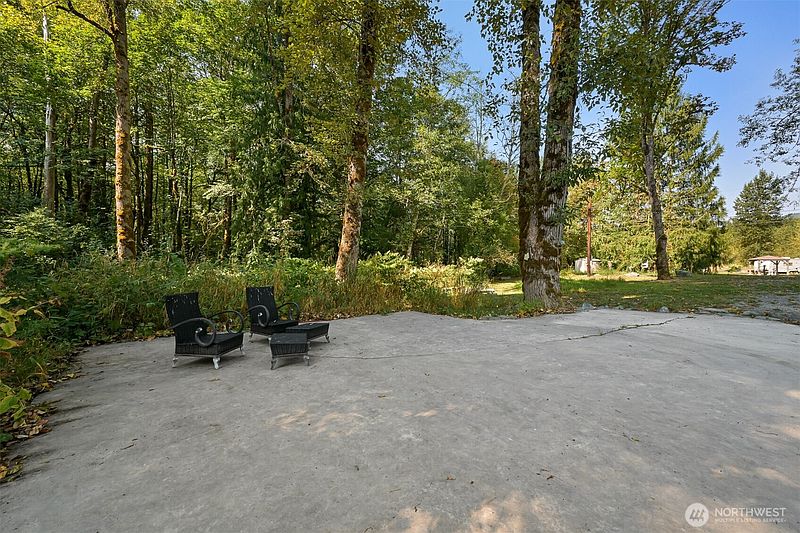 5th image of 9364 Thunderbird Lane