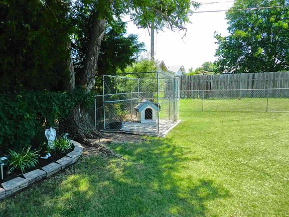 3rd image of 1501 NW 49th St