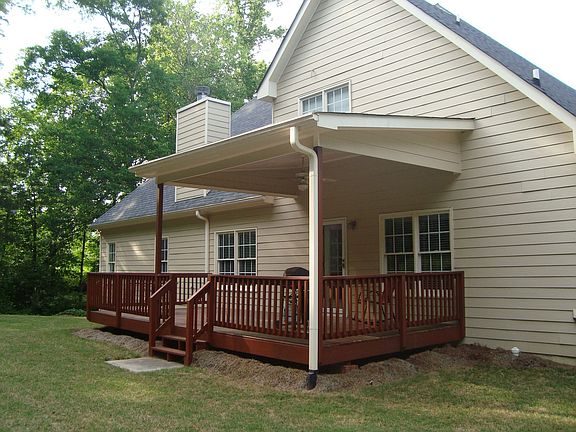 Deck perfect for Grilling & Entertaining