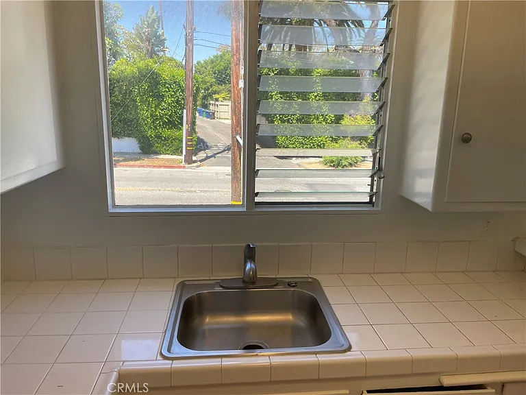 630 San Vicente Blvd #E — Photo 9