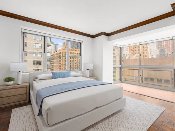 150 East 69th Street image 10 of 12