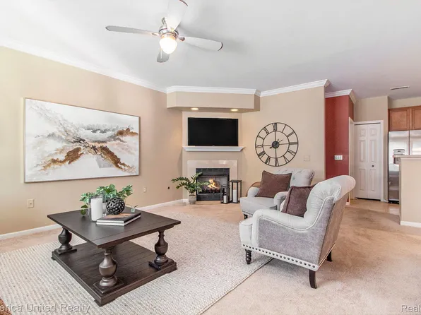 3199 Primrose Ln, Ypsilanti, MI 48197