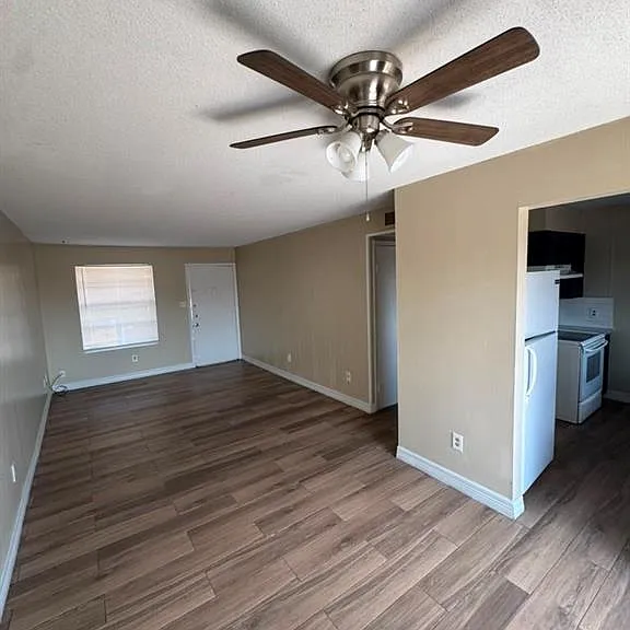 1505 W Nolana Ave #D — Photo 6