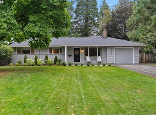 2060 SW Knollcrest Dr, Portland, OR 97225