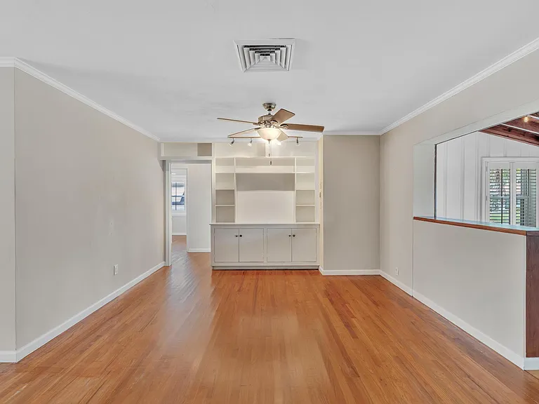 1527 Mayo St — Photo 18