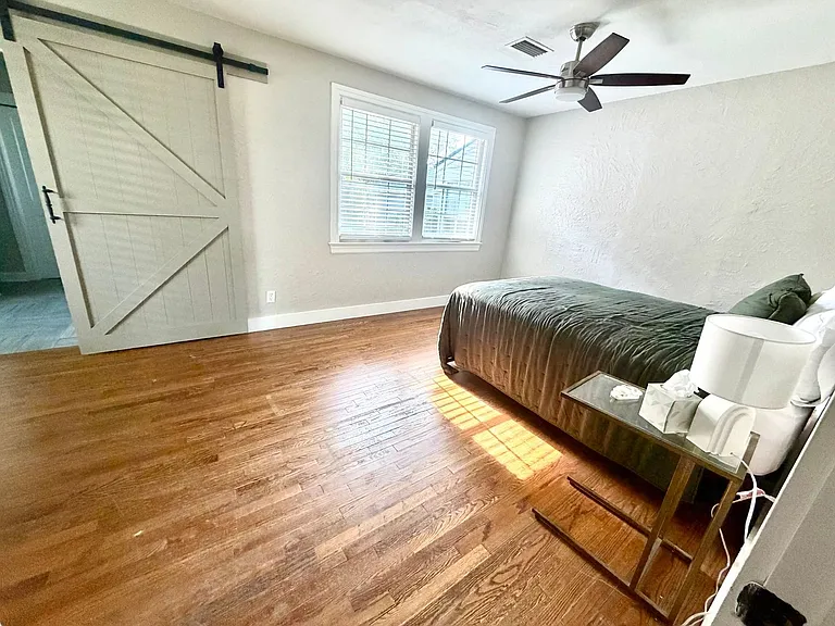 1760 Mayview Rd — Photo 10