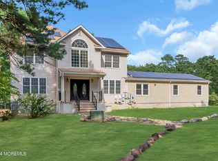 888 Anderson Rd, Jackson, NJ 08527