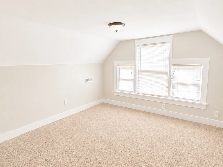 4329 Tracy Ave — Photo 10