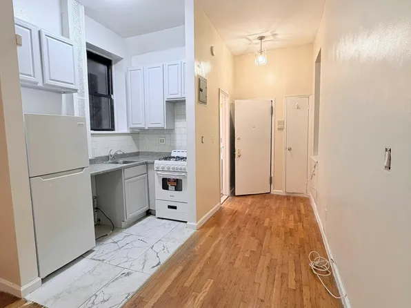 202 West 88th Street image 1 of 7