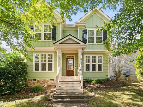 104 Amberglen Lane, Holly Springs, NC 27540