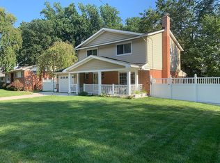 8605 Clydesdale Rd, Springfield, VA 22151