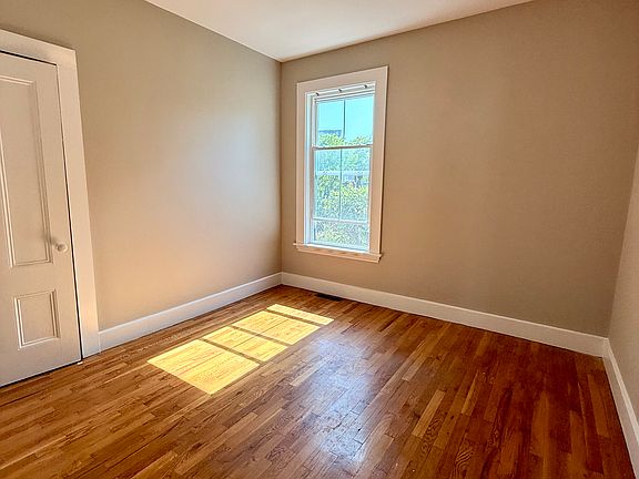 4th image of 34 Pond St APT 1