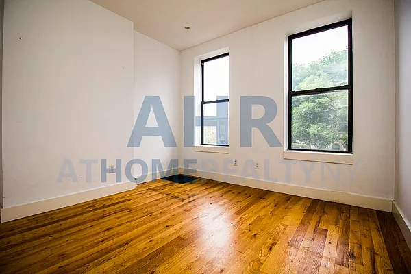 Rented by At Home Realty NY LLC | media 24