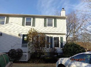 1 Arnold Ter, Marblehead, MA 01945