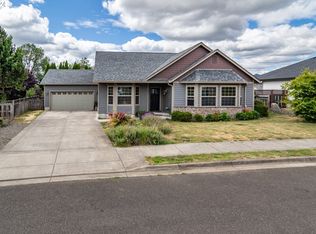 225 Danielle Dr, Winston, OR 97496