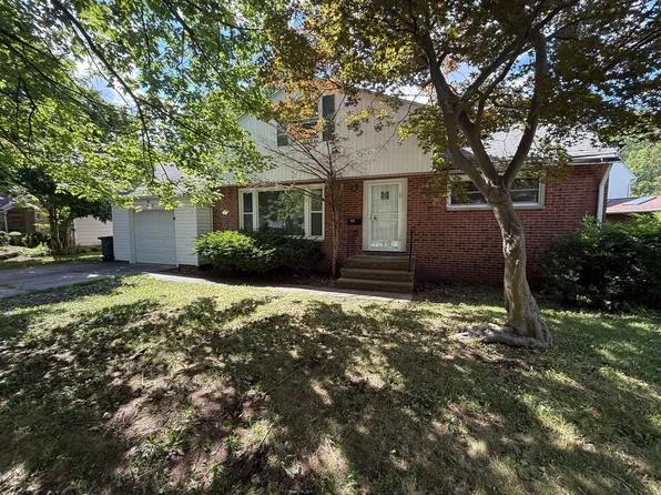 24113 E Silsby Rd, Beachwood, OH 44122
