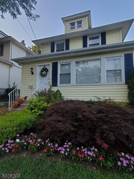 1st image of 13 Wellington Ave
