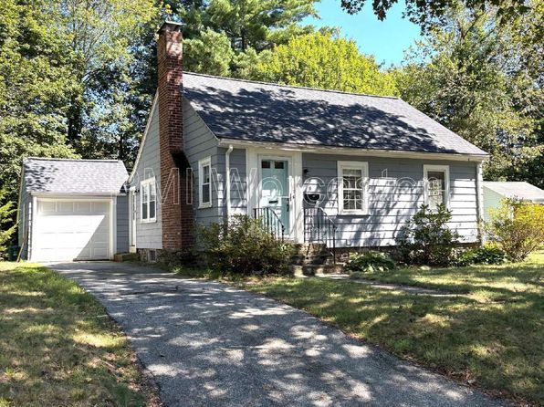 7 Westbrook Cir