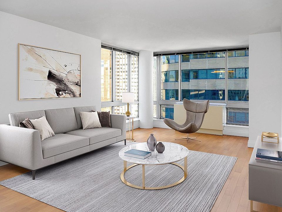1st image of 150 E 44th St APT 43G