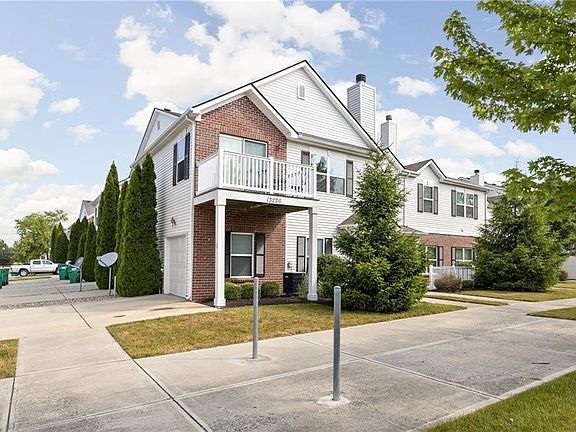 2nd image of 13226 Komatite Way #100
