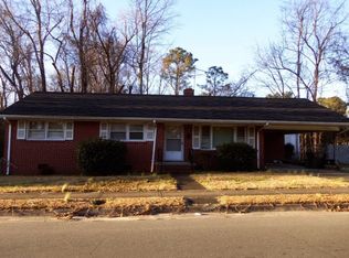 306 E Daniels St, Kinston, NC 28501