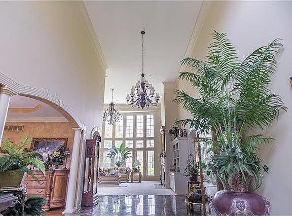 3rd image of 342 Greycliff Bluff Dr