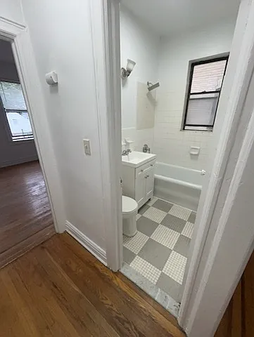 1 bed, 618 sqft, $1,800 — Photo 3