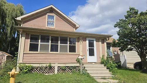 215 Sibley St Photo 1