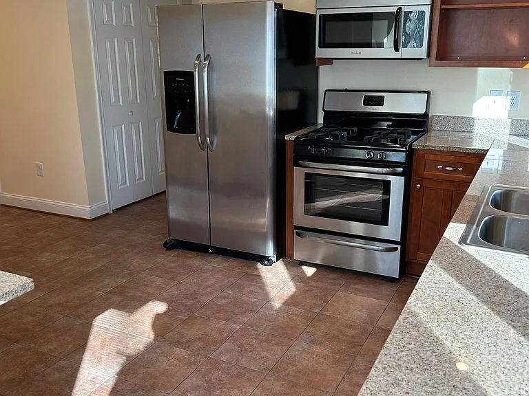 6106 41st Ave #B — Photo 13