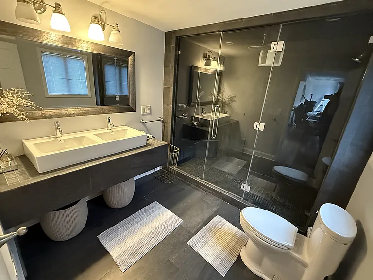 9 Gibbs Rd — Photo 10