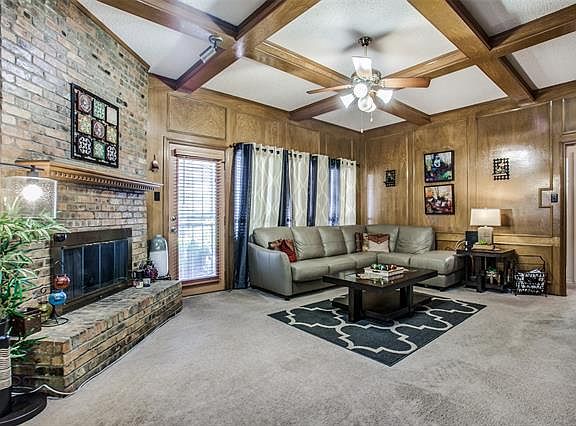 2nd image of 2519 Kingsridge Dr