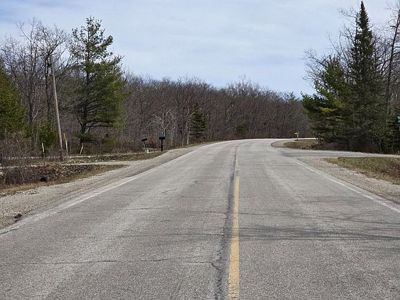 4th image of 16019 Highland Pines Rd