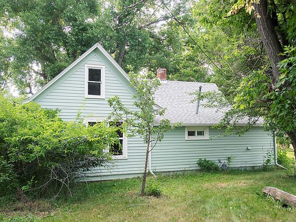 4th image of 306 4th Ave SW
