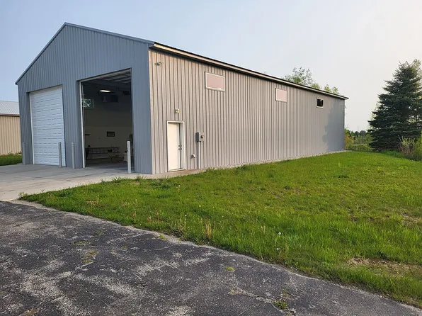 4848 Wickersham Rd #18, Charlevoix, MI 49720