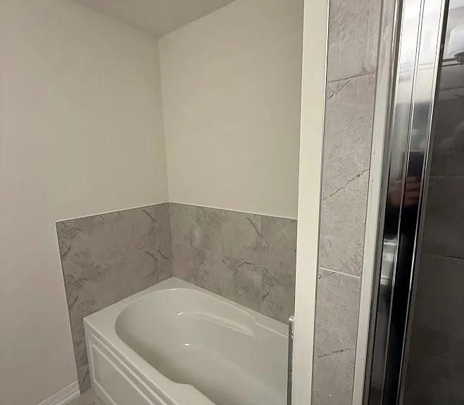 660 Colborne St W #13 — Photo 23